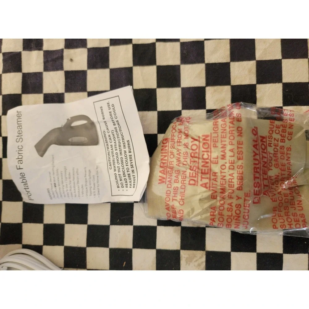 PORTABLE GARMENT STEAMER – COMPACT TRAVEL HANDHELD – NEW
